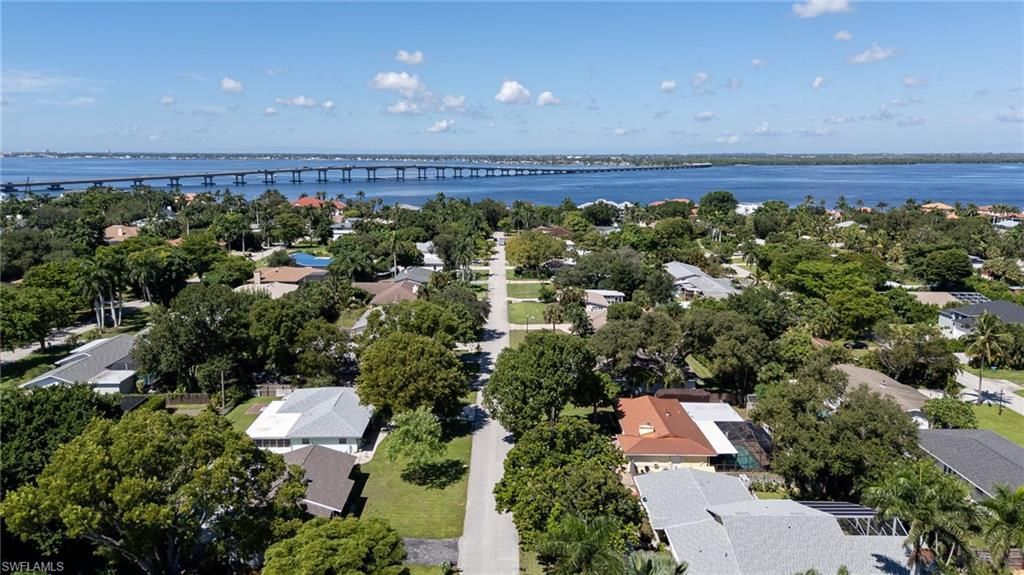 1292 Biltmore Dr, Fort Myers, FL 33901 Photo