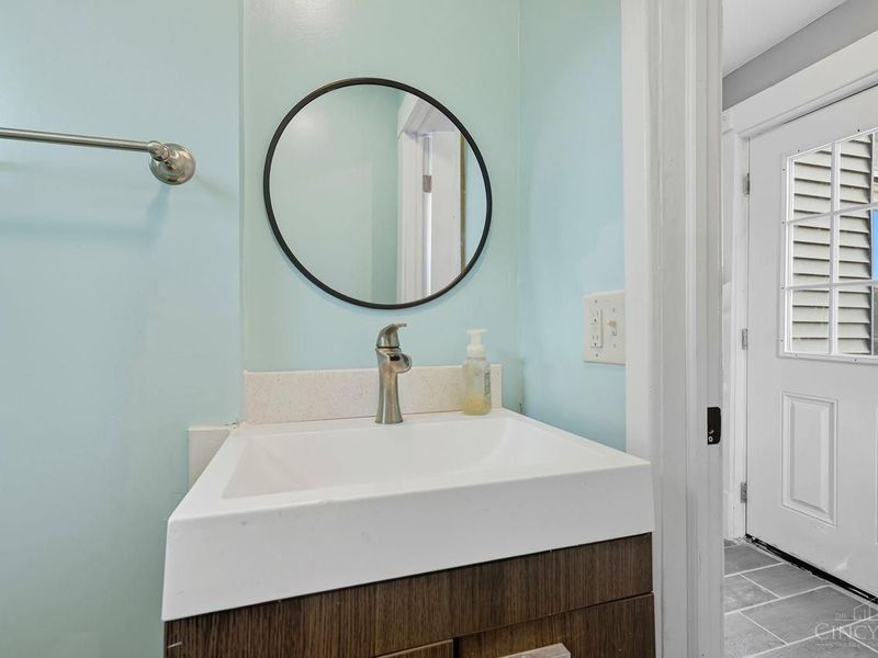 3346 Bonaparte Avenue, Cincinnati, OH 45207 Photo 17