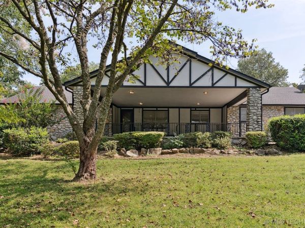 24371 S Lindley Drive, Claremore, OK 74019