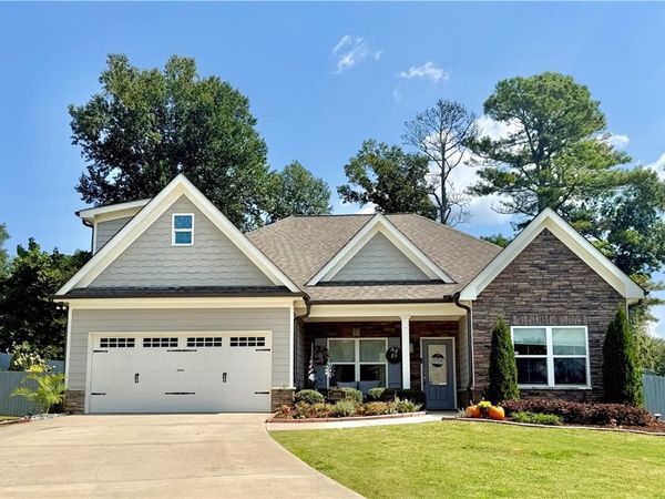3910 Hamilton Cove Court, Cumming, GA 30028