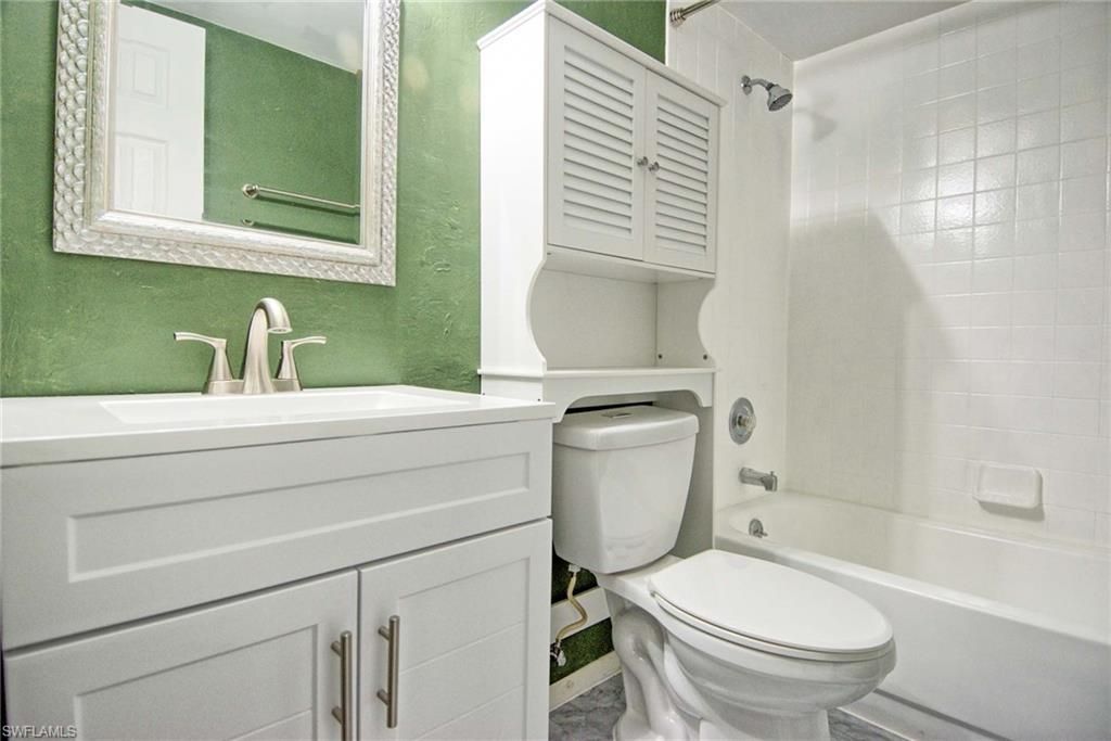 1100 Pondella Rd, Unit 807, Cape Coral, FL 33909 Photo