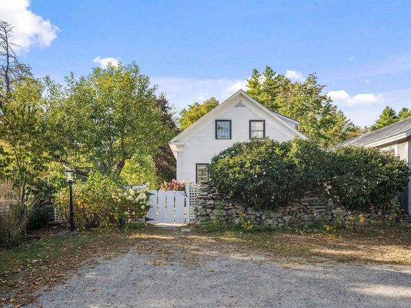 3715 Route 11, Londonderry, VT 05148