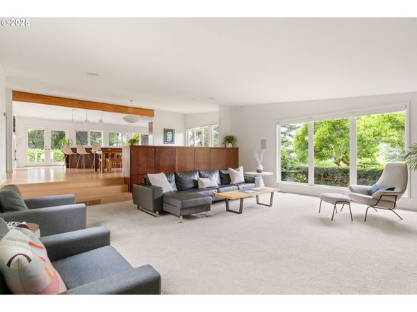 3840 SW MARTINS LN, Portland, OR 97239