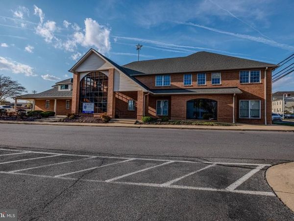 200 HOWARD STREET, Unit 101 &, LA PLATA, MD 20646
