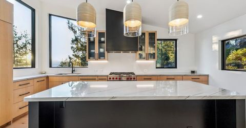 3960 Saddle Road, South Lake Tahoe, CA 96150 Photo