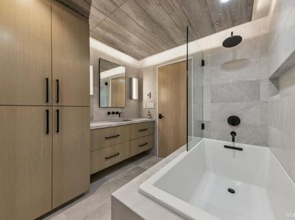 3960 Saddle Road, South Lake Tahoe, CA 96150 Photo