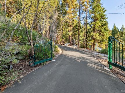3960 Saddle Road, South Lake Tahoe, CA 96150 Photo