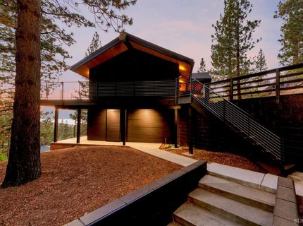 3960 Saddle Road, South Lake Tahoe, CA 96150 Photo