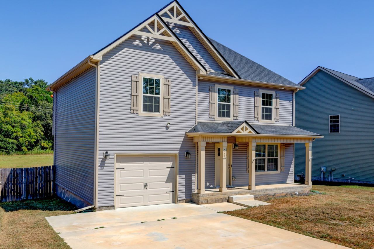 501 Vale Ct, Clarksville, TN 37042 Main Photo