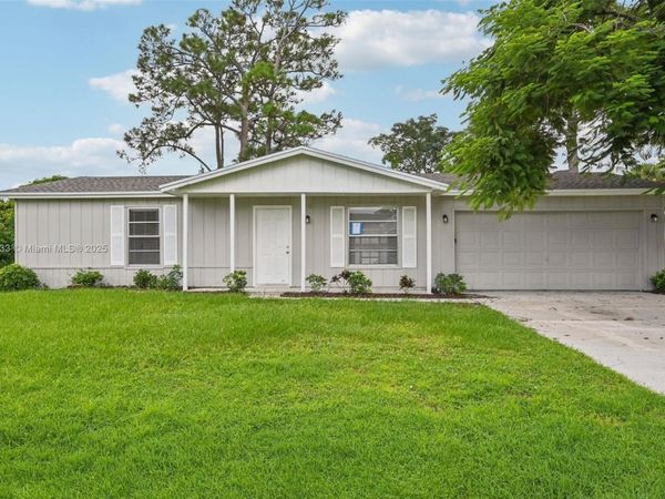 412 NW Cornell Ave, Port St. Lucie, FL 34983