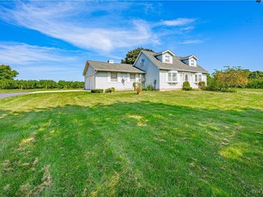 7137 Lake Road, Appleton, NY 14008