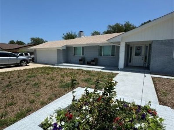 203 S Roy Reynolds Drive , Harker Heights, TX 76548