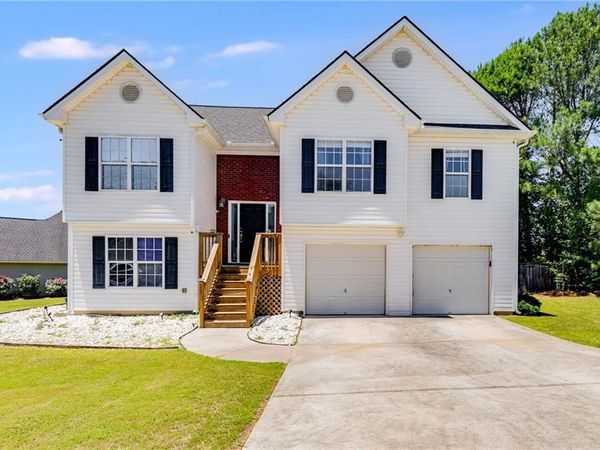1035 Brushystone Drive, Loganville, GA 30052