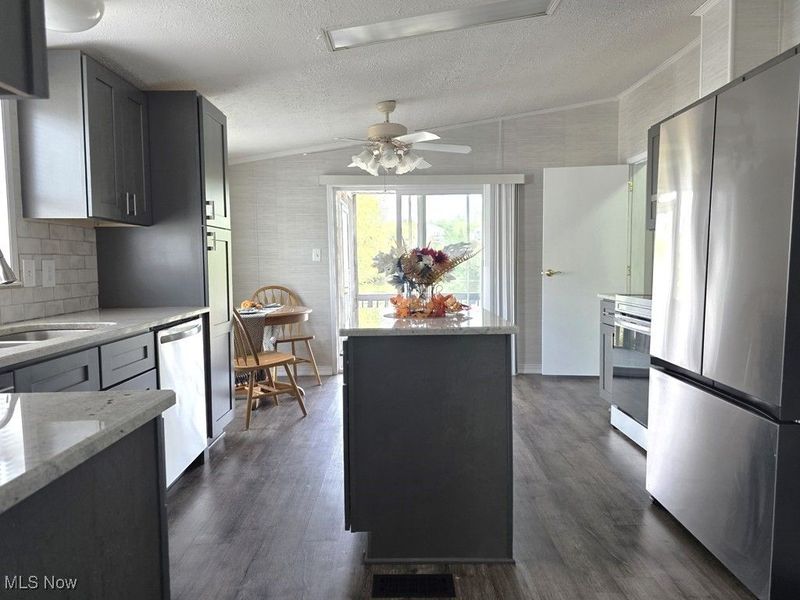 9085 Sandpiper Drive, Streetsboro, OH 44241 Photo 3