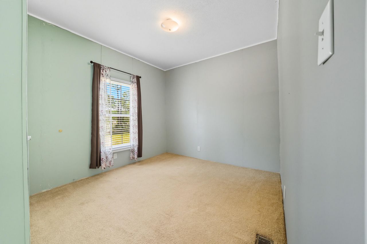 2290 Bethera Road Photo 23