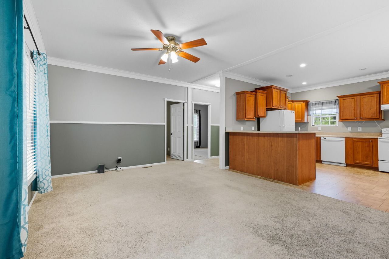 2290 Bethera Road Photo 8