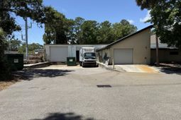 10 Target Road photo 4