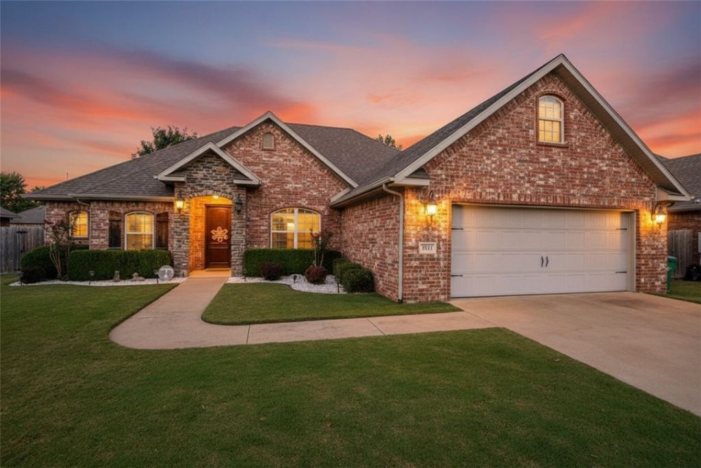 1041 Harvest Street, Centerton, AR 72719 Main Photo