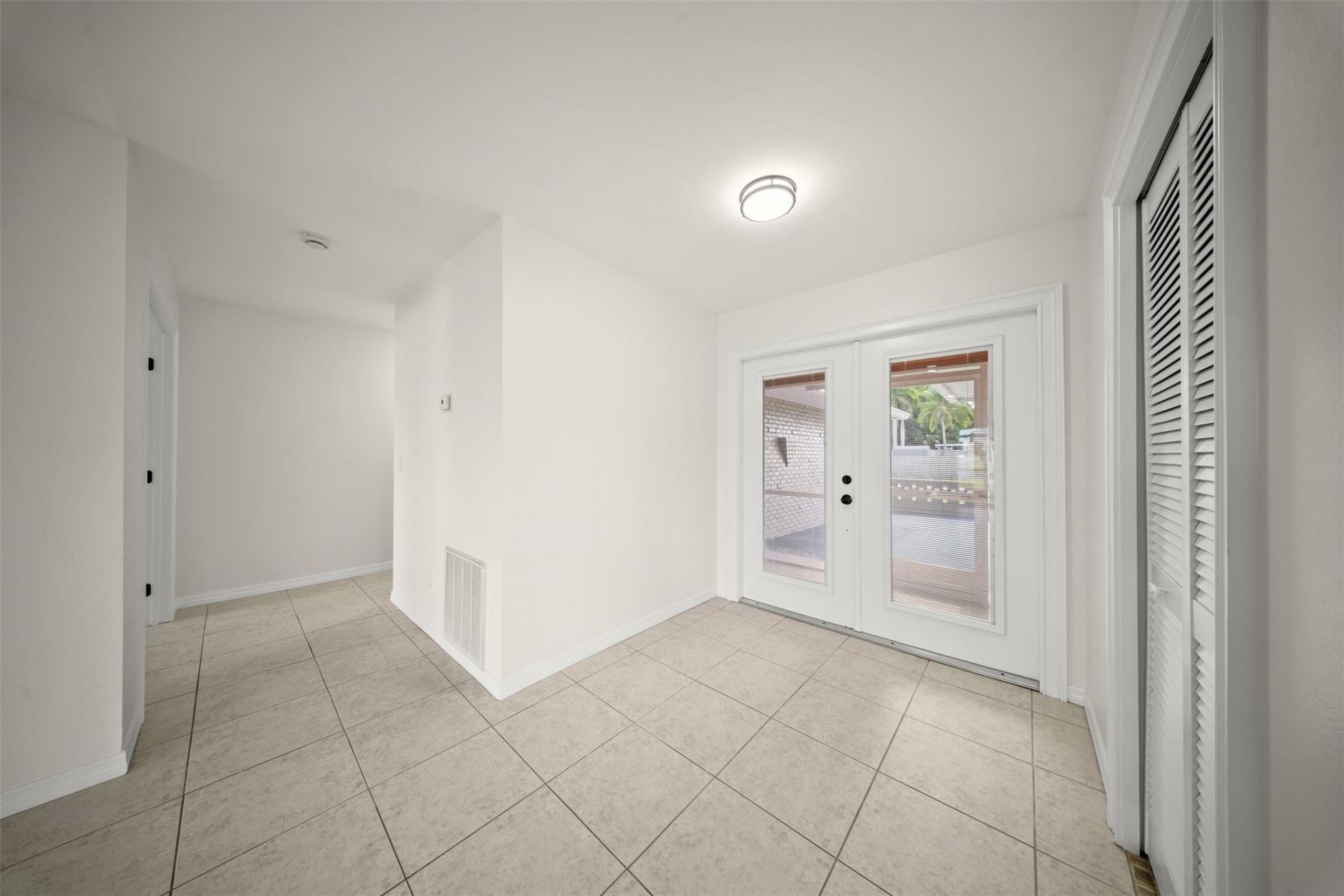 1857 SE Bowie Street, Port Saint Lucie, FL 34952 Photo