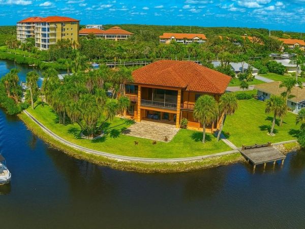 135 TINA ISLAND DRIVE, OSPREY, FL 34229