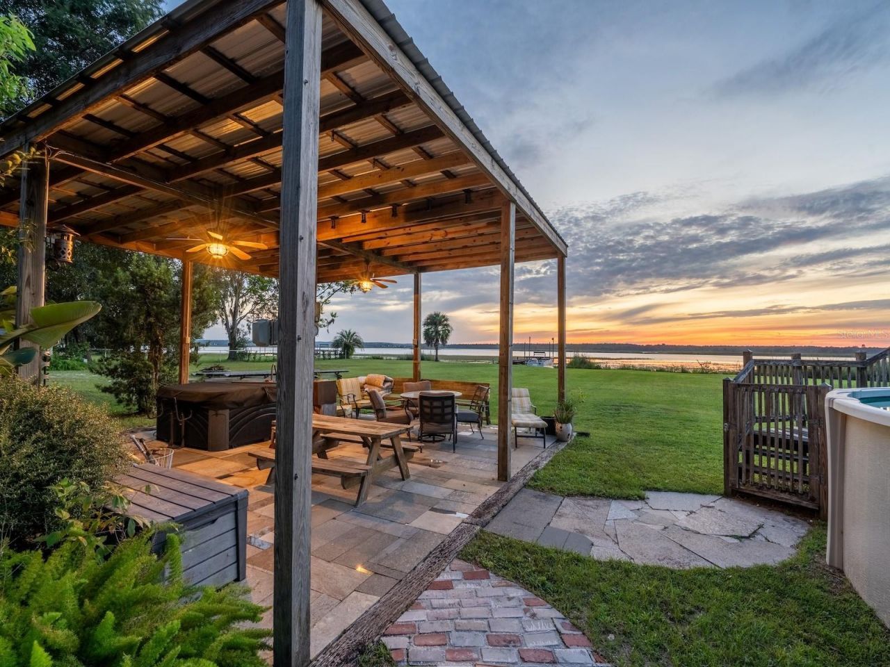 25212 E Highway 316, Salt Springs, FL 32134 Photo