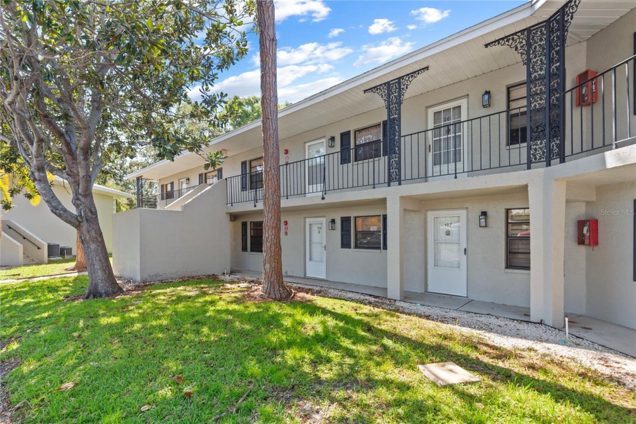 101 Lake Avenue Ne, Unit 108, Largo, FL 33771 Main Photo