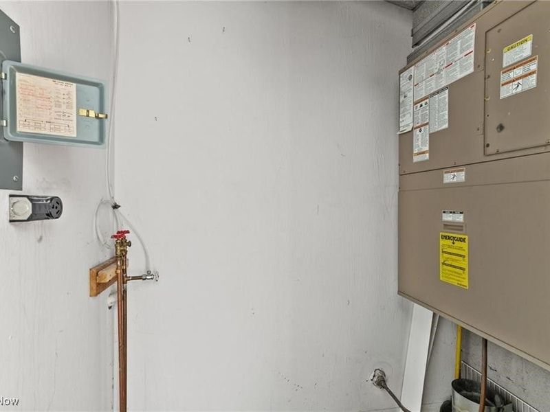 6270 Greenwood, Unit 402, Northfield, OH 44067 Photo 13