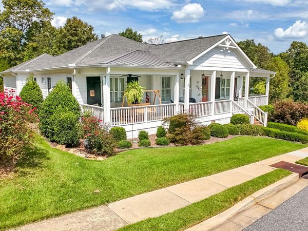 135 Village Drive, Clarkesville, GA 30523