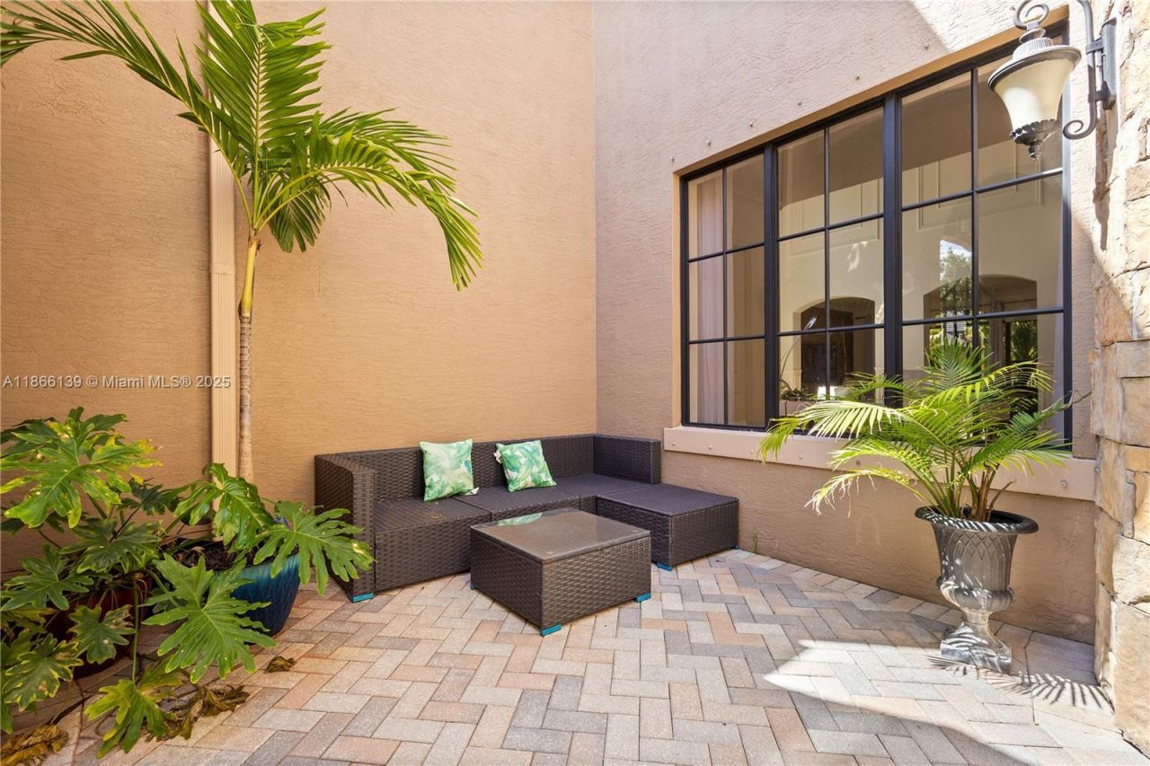 10325 Medicis Place, Wellington, FL 33449 Photo