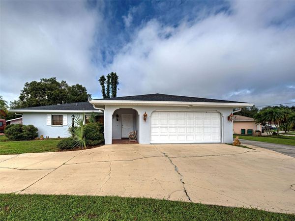 1181 SEACREST DRIVE NW, PORT CHARLOTTE, FL 33948