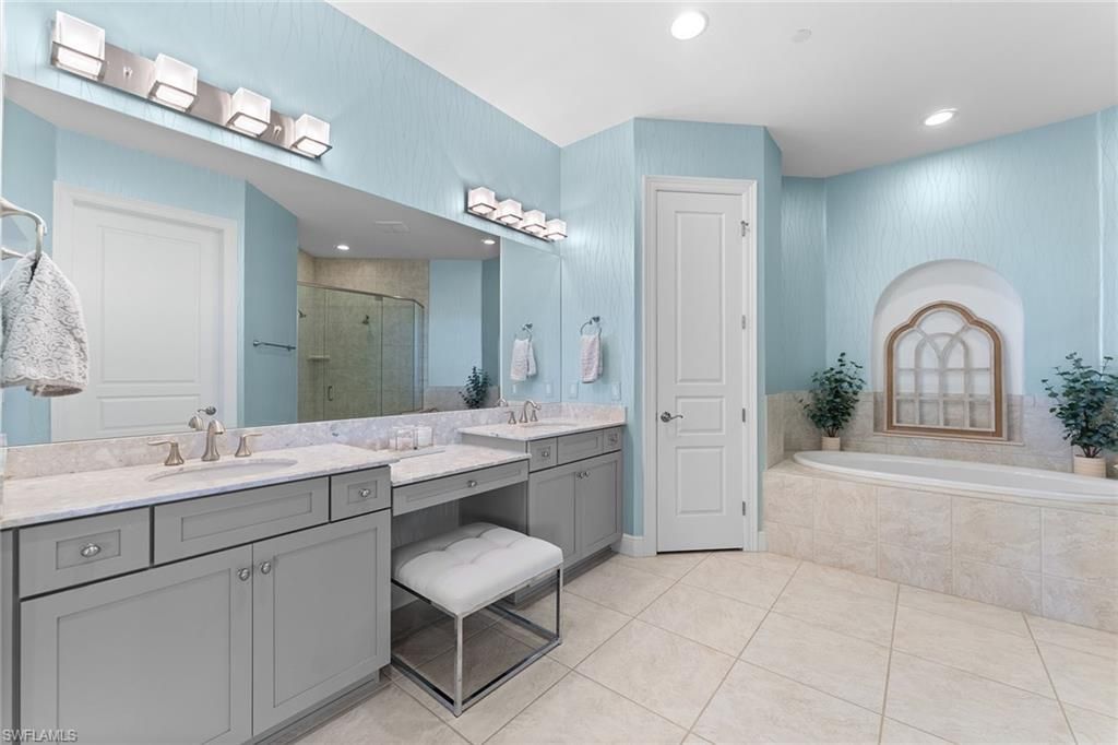 4761 Via Del Corso Ln, Unit 402, Bonita Springs, FL 34134 Photo