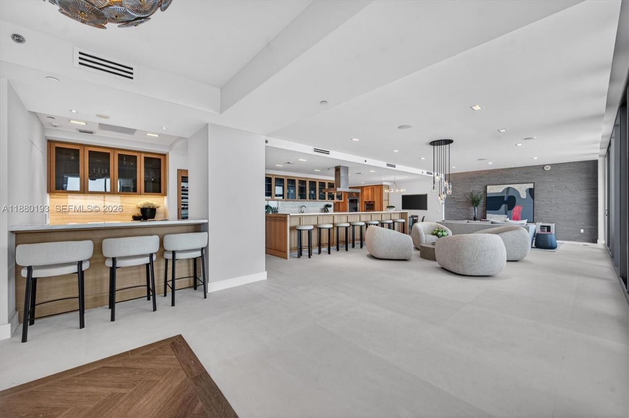 5959 Collins Ave, Unit 1804 / 180, Miami Beach, FL 33140 Photo