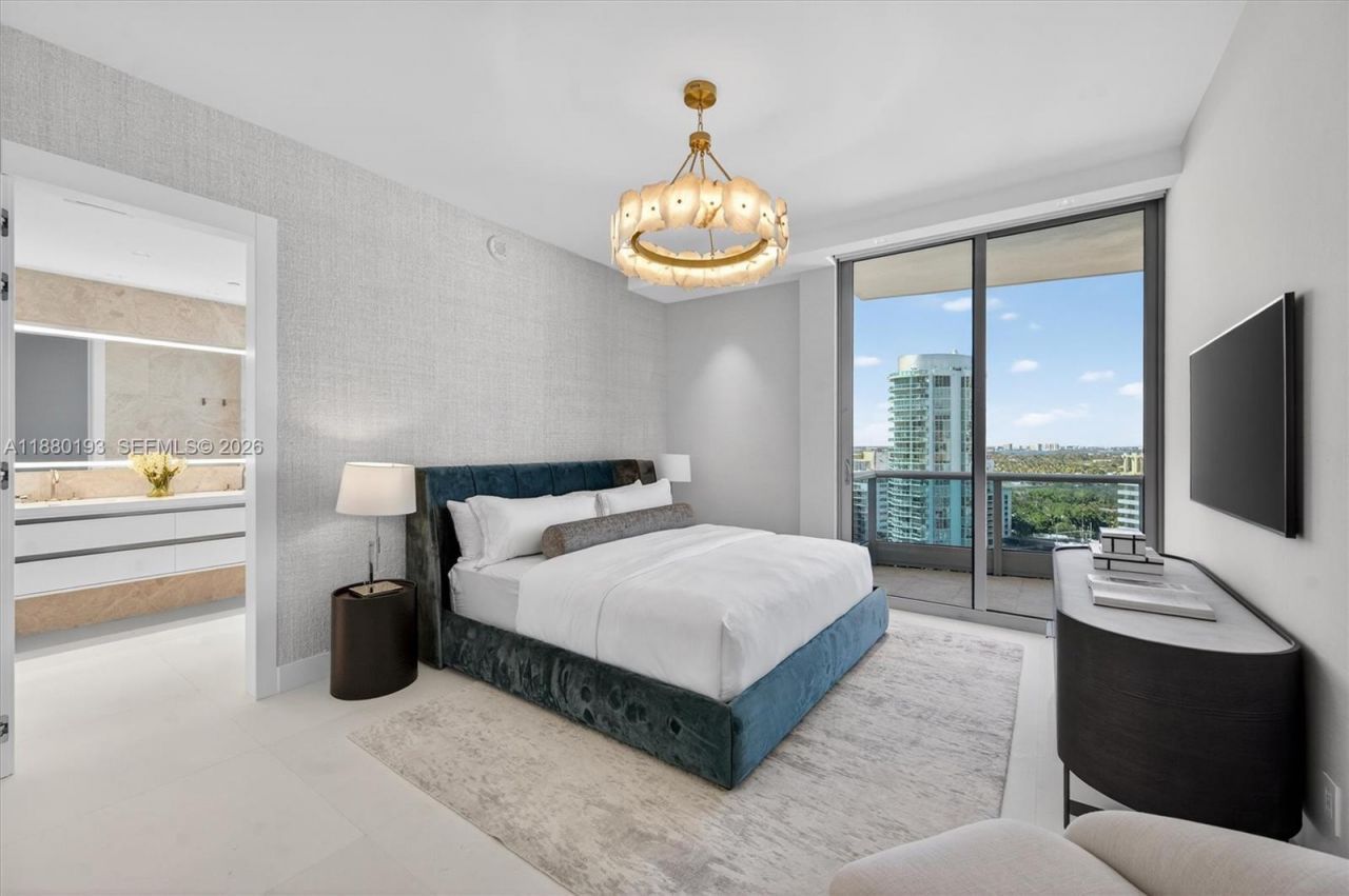 5959 Collins Ave, Unit 1804 / 180, Miami Beach, FL 33140 Photo