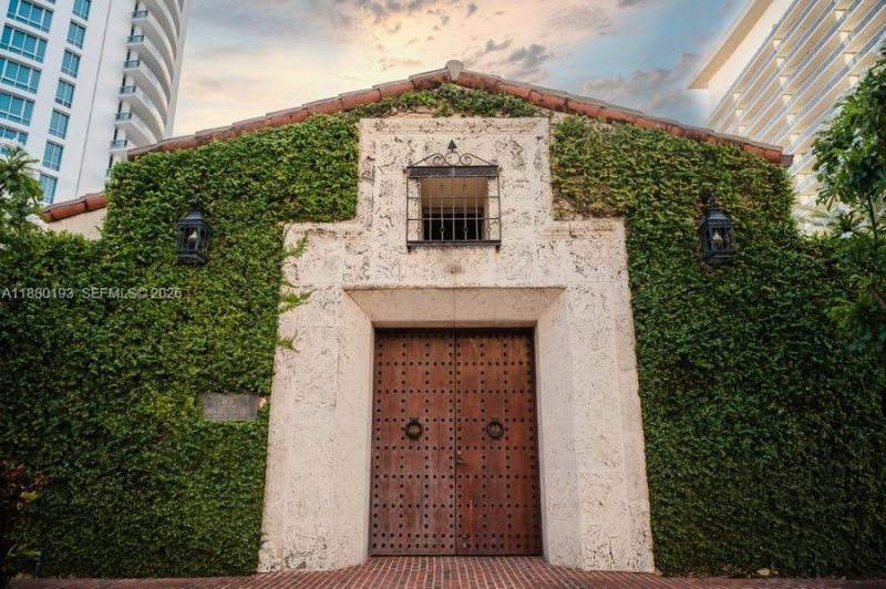 5959 Collins Ave, Unit 1804 / 180, Miami Beach, FL 33140 Photo