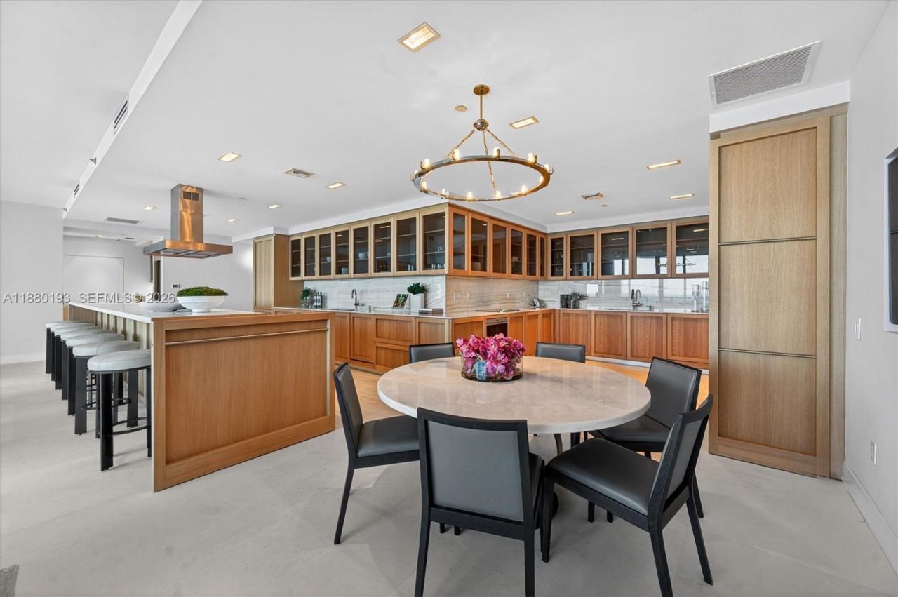 5959 Collins Ave, Unit 1804 / 180, Miami Beach, FL 33140 Photo