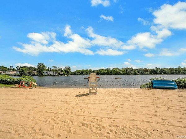 6 Manchester Road, Unit 1, Eastchester, NY 10709