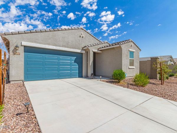 17404 W SUNNYSLOPE Lane, Waddell, AZ 85355