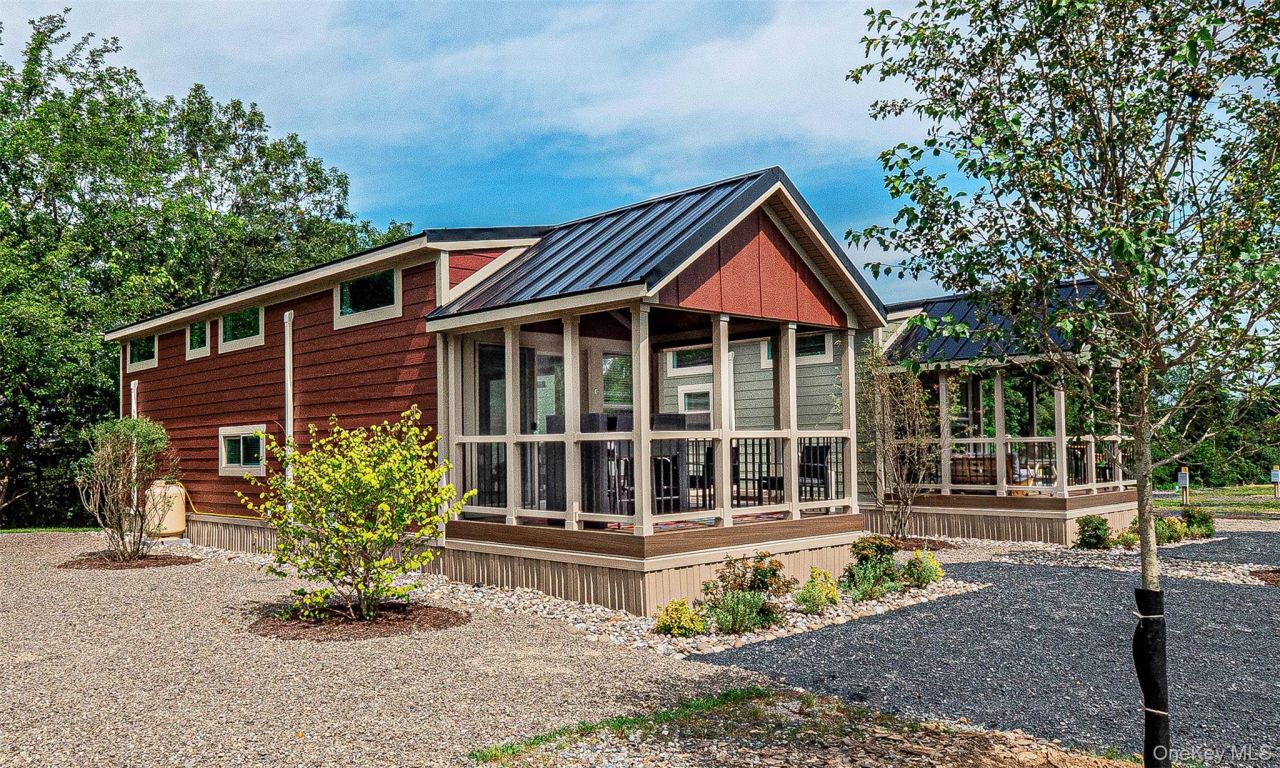 197 Wheeler Road, Unit 101, Florida, NY 10921 Main Photo