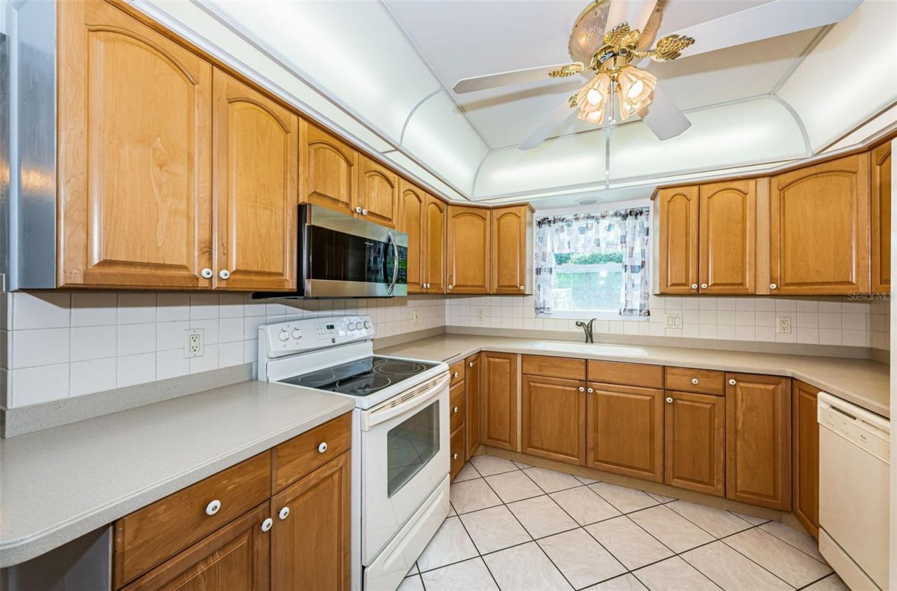 2110 57th Avenue N, Saint Petersburg, FL 33714 Photo