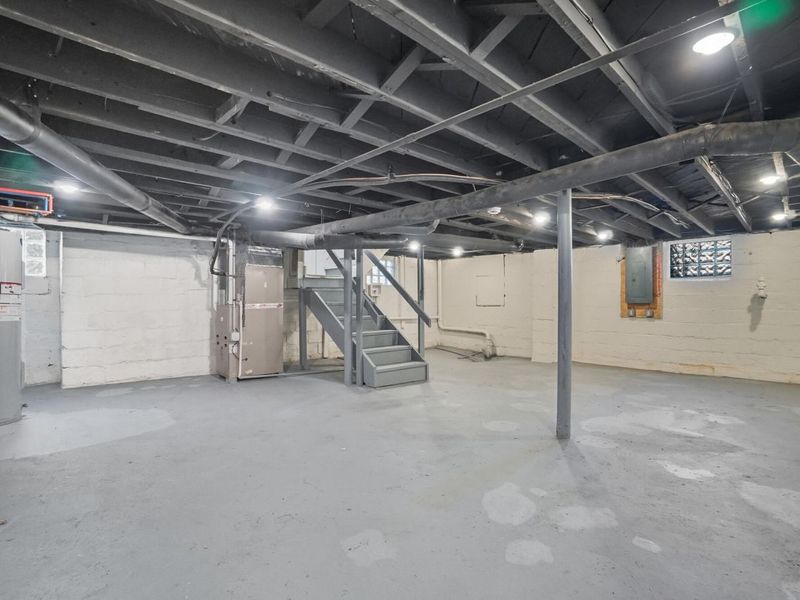 210 N Oakley Avenue, Columbus, OH 43204 Photo 21