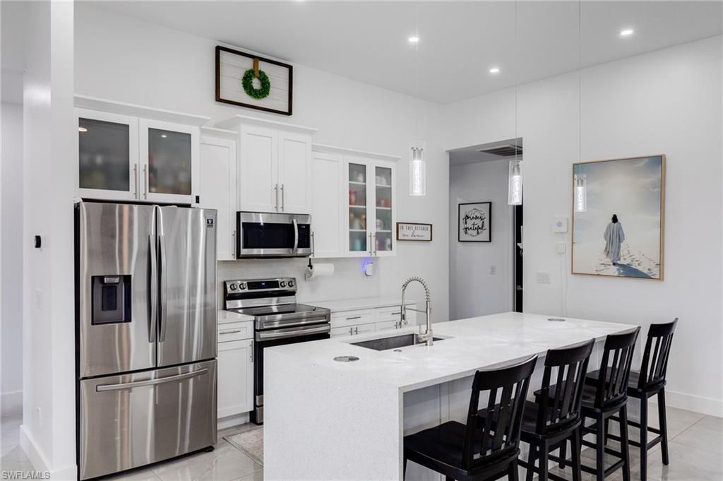 307 NE 6th Ter, Cape Coral, FL 33909 Photo