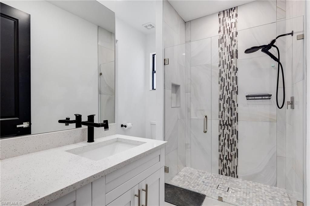 307 NE 6th Ter, Cape Coral, FL 33909 Photo