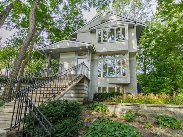 555 Montcalm Place, Saint Paul, MN 55116