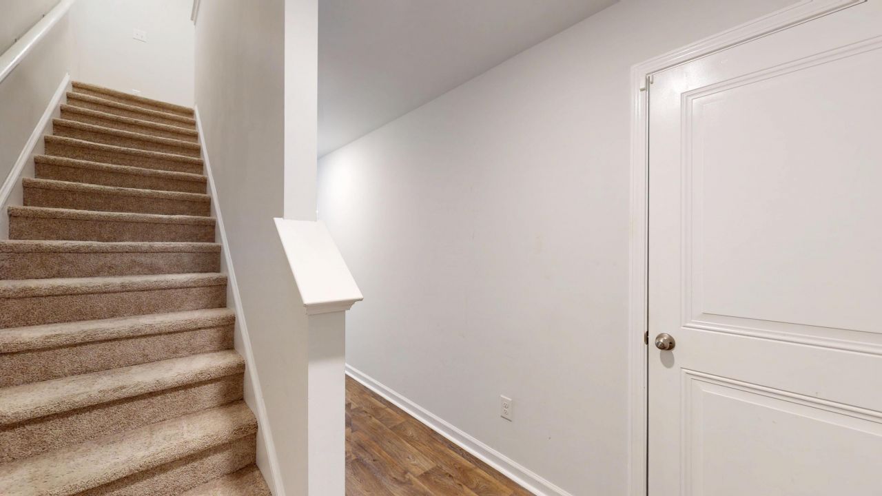 4671 Palm View Circle Photo 12