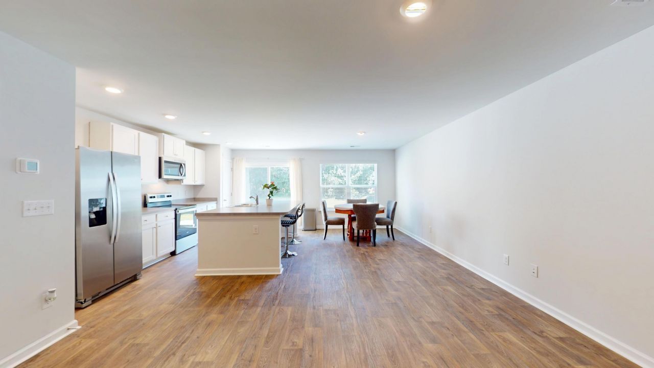 4671 Palm View Circle Photo 6