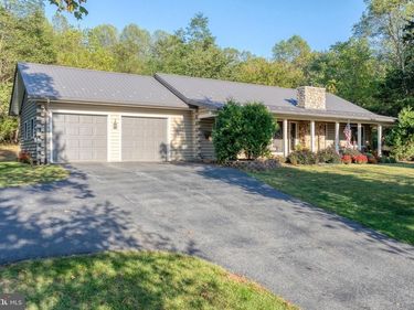 1967 PINETOWN ROAD, WELLSVILLE, PA 17365