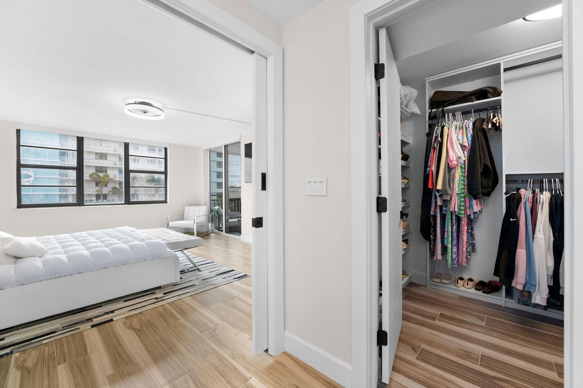 911 Ocean Drive, Unit 201, Juno Beach, FL 33408 Photo