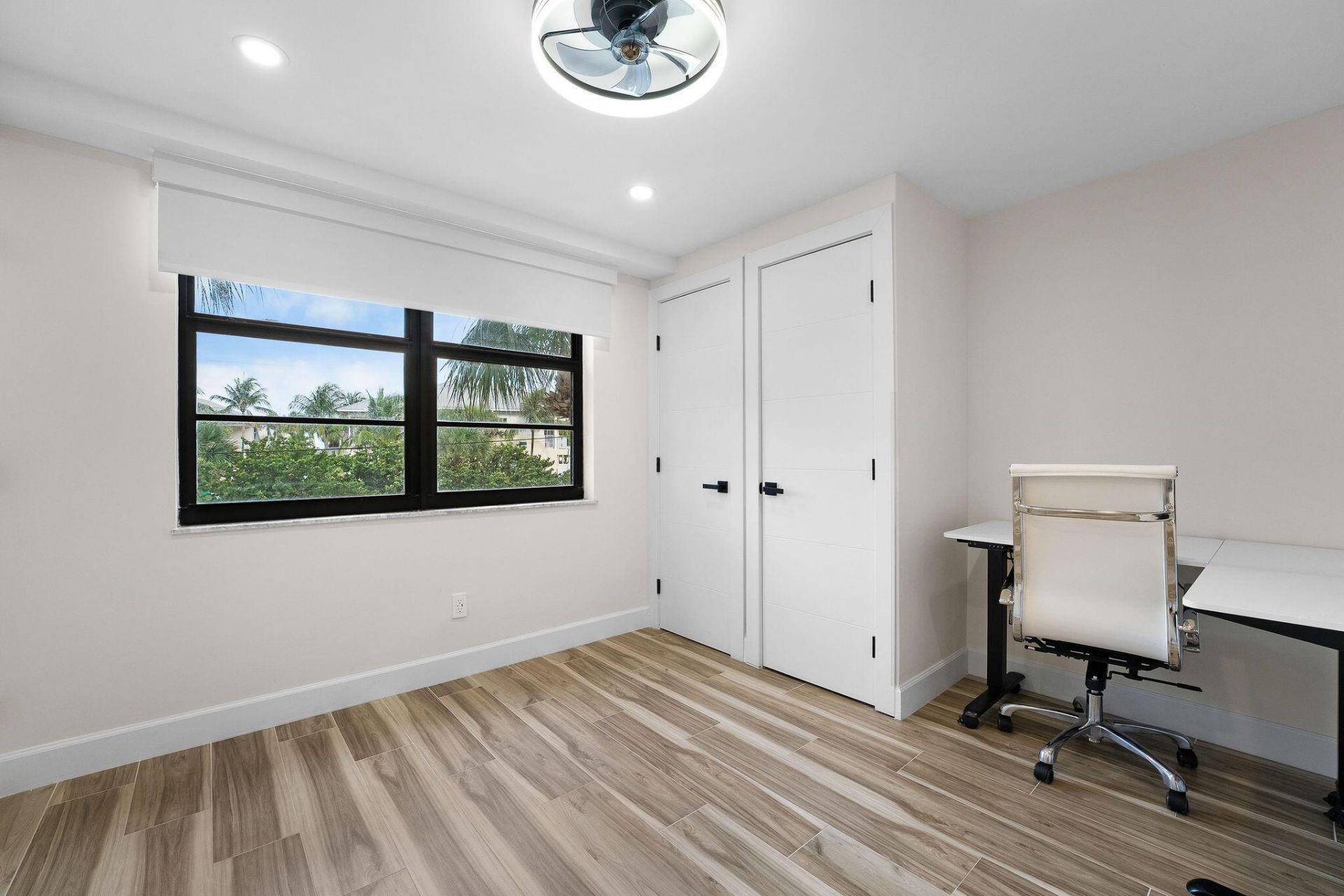 911 Ocean Drive, Unit 201, Juno Beach, FL 33408 Photo