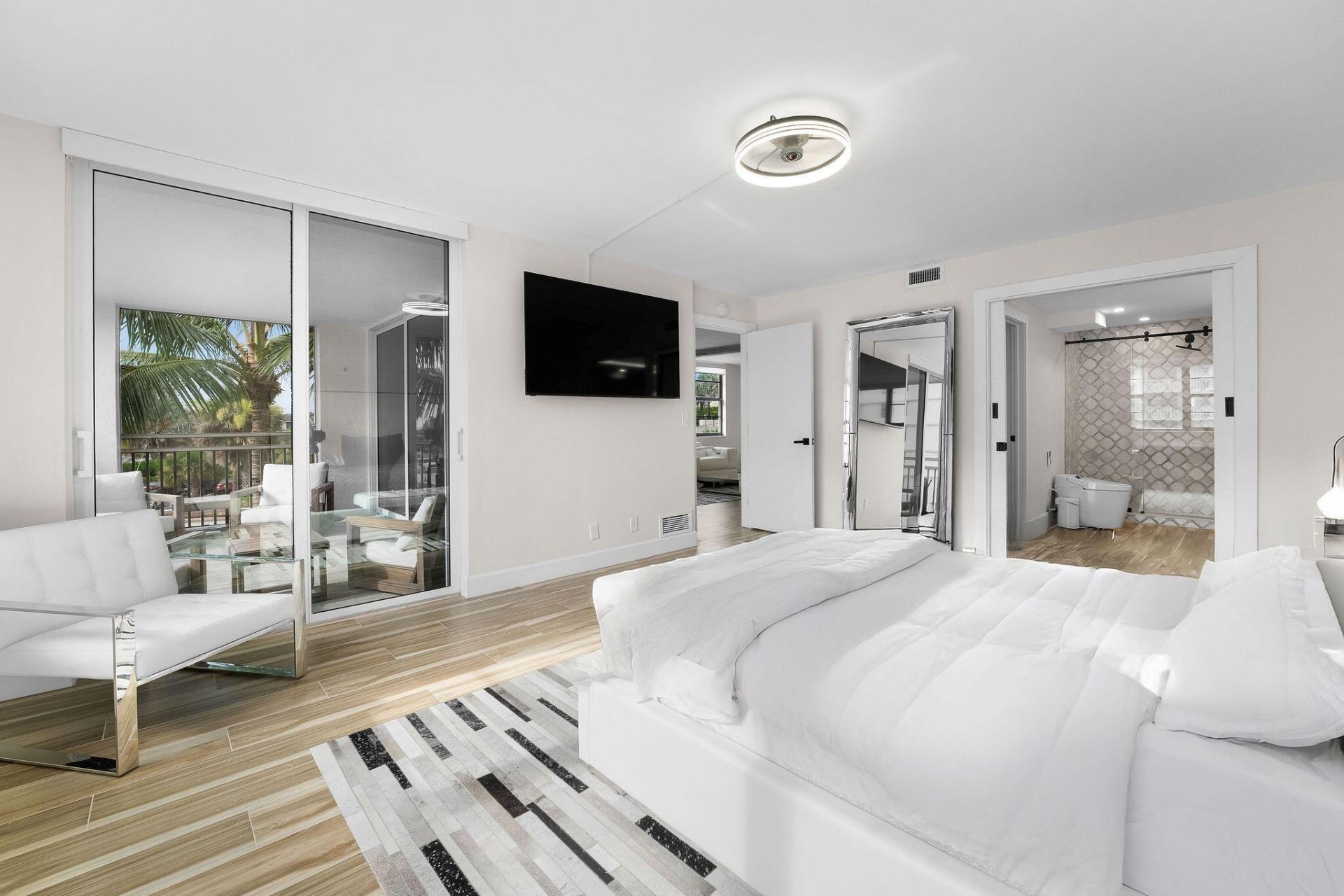 911 Ocean Drive, Unit 201, Juno Beach, FL 33408 Photo