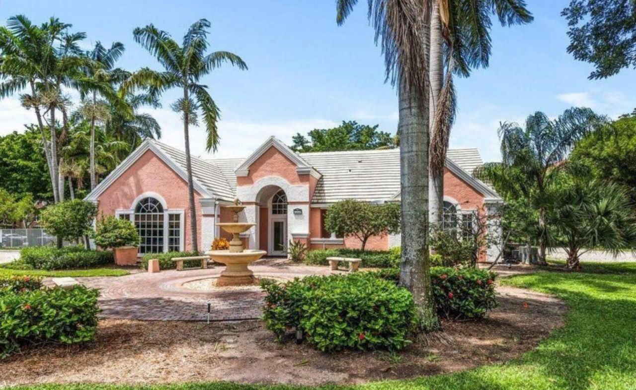 1055 Crystal Way, Unit A, Delray Beach, FL 33444 Photo